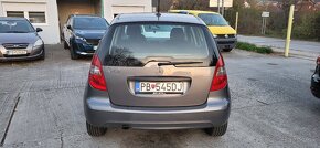 Mercedes-Benz A 160 1.5i 70 kW benzin rok 2010 - 5