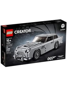 Lego vozidlá Aston, Fiat, VW (10271, 77942, 10252, 10279) - 5