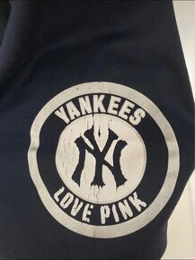 PINK x New York Yankees Victorias Secret športové tričko - 5