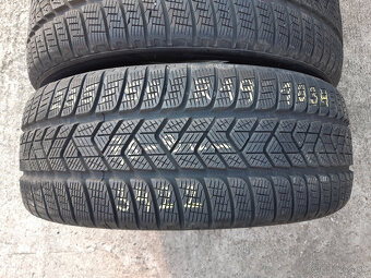 235/50 R19 -zimné Pirelli - 5