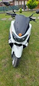 Yamaha N max - 5