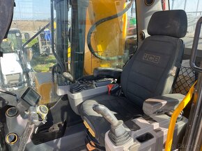 Jcb 220XLC /2018 pasovy bager - 5