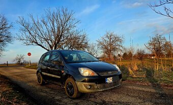 FORD FIESTA 1,4TDCI 2008 - 5