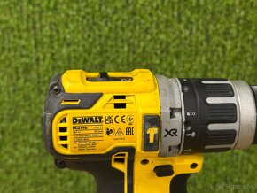 DeWALT DCD796 Aku príklepová vŕtačka XR - 5