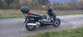 Yamaha x max 250 - 5