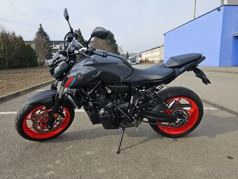 Yamaha MT 07 Akrapovič - 5