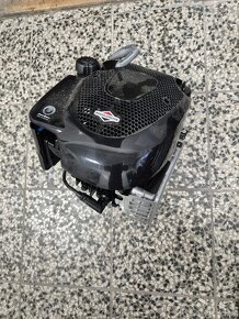 Motory  briggsandstratton  intek 20hp ,Qvantum ,sprint - 5