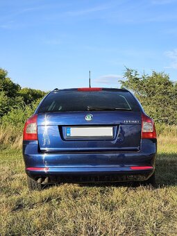 Škoda Octavia Combi 2.0 PD Elegance DSG - 5