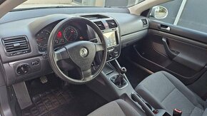 VW Golf V 1.9 TDI 2009, klima, kamera, navi, tažné STK 5/26 - 5