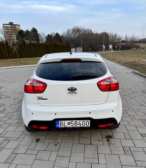 Kia Rio 1.25 CVVT Slovakia Edition - 5