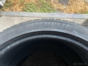 255/45 r20 zimné pneu 4ks Michelin DOT 18/22 - 5