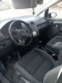 VW Touran 2.0 TDI - 5