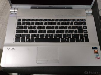 Sony Vaio VGN-FW11S - 5