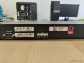 Dell 5424 PowerConnect Gigabit 24 Port - 5