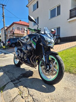 Kawasaki Z800 - 5