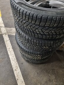 255/45R19 - 5