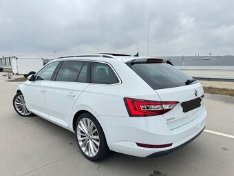 Superb 2.0TDI 140KW A7 4x4 - 5