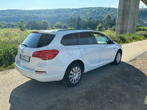 Predám Opel Astra ST 1.4 T 88kW, rv 2016 iba 125000km - 5