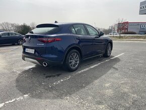 Alfa Romeo Stelvio - 5