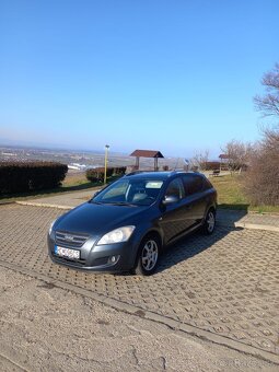 Kia Ceed 2007 1.6 l - 5