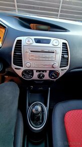 Hyundai i20 1.2i 16V Classic Plus (2010) - 5