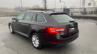 Škoda Superb Combi 2.0TDi DSG - 5