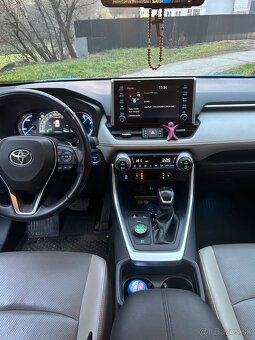 Toyota Raw4, Hybrid 4WD Executive - 5