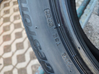 Bridgestone Blizzak LM001 zimné pneumatiky 205/55 R19 97H - 5