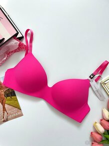 Ružová podprsenka Victoria’s Secret bezkosticová 75D - 5