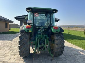 John Deere 5820 - 5