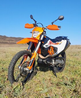 KTM 690 Enduro R 2019 - 5