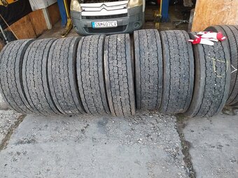 Nákladné pneumatiky 275/70 r22,5 - 5