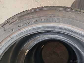 Letné pneumatiky 235/45 R17 - 5