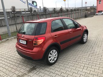 Suzuki SX4 - 5