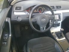 Predám VW Passat r.2012, strieborný Highline - TOP PONUKA - 5