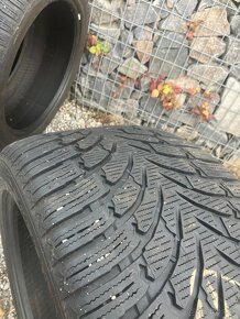 285/40 R21 NOKIAN zimné - 5