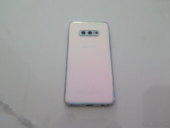 SAMSUNG Galaxy S10e - 5