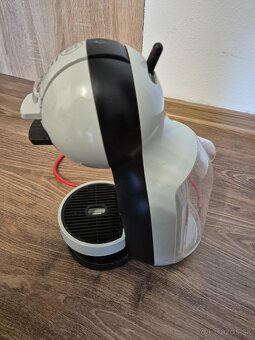 Kávovar Dolce Gusto + stojan - 5