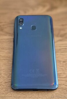 Samsung Galaxy A40 - 5