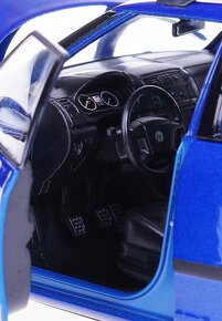 Predám nerozbalený model Škoda FABIA COMBI 2009 modrá farba - 5