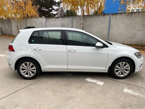 VW Golf 1.0 tsi, benzín, 81 kW, manuál 6r. - 5