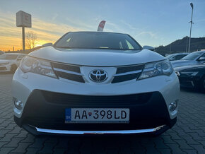 Toyota RAV4 2.2 l D-4D Premium AKONTACIA OD 0% - 5