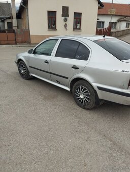 Škoda Octavia 1.6 74kw - 5