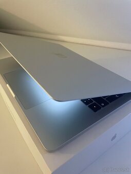 MacBook Pro 2019 128gb - 5