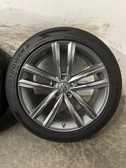 Letná sada VW Dartford 5x112 R18 235/45/18  Passat B8 Rline - 5