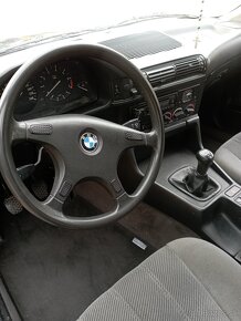 BMW E34 520i manuál - 5