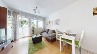 REZERVOVANÉ | 2 izbový byt, balkón 4m2, súkromné parkovanie - 5