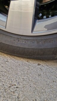 Letné pneumatiky 235/50R19 - 5