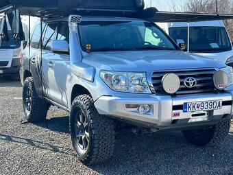 Toyota Land Cruiser 200 D4D - 5