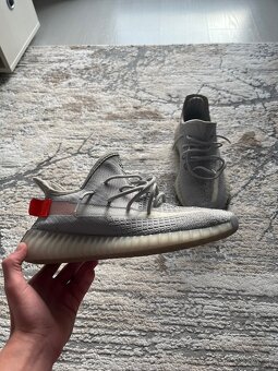 Predám yeezy 350 - 5